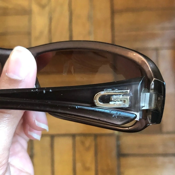 Gucci Sunglasses - Picture 7 of 8